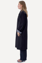 Carica l'immagine nel visualizzatore di Gallery, Livia Trenchcoat - Black
