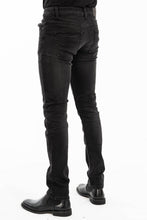 Load image into Gallery viewer, Loom Jog Jeans - Denim Black
