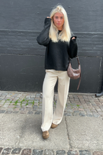 Carica l'immagine nel visualizzatore di Gallery, Low Waist Suit Pants - Beige
