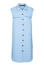 Load image into Gallery viewer, Magda Lang Quilted Vest - Hydrangea
