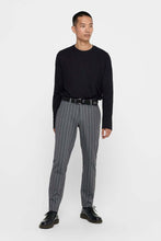 Charger l&#39;image dans la galerie, Mark Pants Stripy - Gris clair
