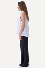Load image into Gallery viewer, Mio Linen Top - White
