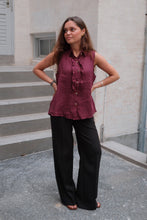 Load image into Gallery viewer, Mio Linen Top - Red
