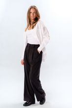 Carica l'immagine nel visualizzatore di Gallery, Nadia Pants - Black
