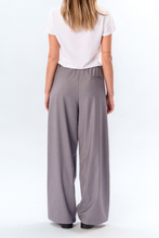 Load image into Gallery viewer, Nadia Pants - Light Grey
