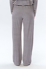 Carica l'immagine nel visualizzatore di Gallery, Stripped Pants - Blue
