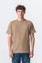 Load image into Gallery viewer, Oversized T-shirt - Khaki
