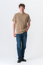 Load image into Gallery viewer, Oversized T-shirt - Khaki
