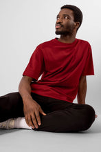Load image into Gallery viewer, Oversized T-shirt - Red

