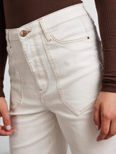 Load image into Gallery viewer, Noah Ultra High-waist Jeans - White
