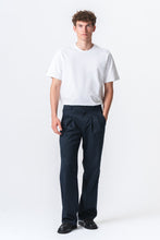 Afbeelding in Gallery-weergave laden, Performance Pants Wide Fit - Navy
