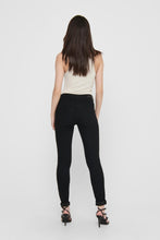 Carica l'immagine nel visualizzatore di Gallery, Performance Jeans - Black (Mid -Waist)
