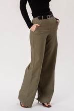Carica l'immagine nel visualizzatore di Gallery, Talia Baggy Pants - Khaki
