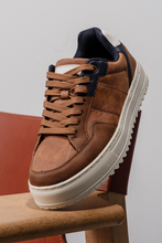 Load image into Gallery viewer, Classic Sneaker - Brown
