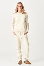 Load image into Gallery viewer, Basic Sweatpants - Light Beige
