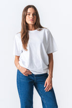Carica l'immagine nel visualizzatore di Gallery, Boxfit T-shirt - White
