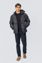 Charger l&#39;image dans la galerie, Coated Hooded Jacket - Black
