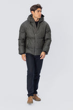 Charger l&#39;image dans la galerie, Coated Hooded Jacket - Olive
