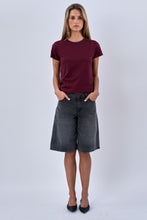 Load image into Gallery viewer, Basic T-shirt - Bordeaux
