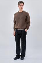 Afbeelding in Gallery-weergave laden, Crewneck Sweater - Brown
