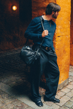 Charger l'image dans la galerie, Pullover Cable Knit - Navy
