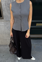 Load image into Gallery viewer, Reynard Knit Vest - Medium Grey Melange
