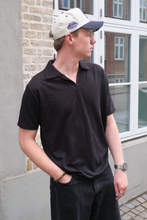 Load image into Gallery viewer, Atlas Textured Polo - Black
