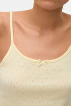Carregar imagem no visualizador da galeria, Isa Singlet Top - Anise Flower

