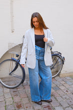 Cargar imagen en el visor de la galería, Performance Blazer - Light Grey
