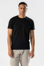 Load image into Gallery viewer, Regular T-shirt - Black

