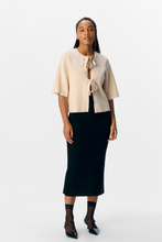 Load image into Gallery viewer, Julla Parvi 2/4 Knit Cardigan - Sandshell
