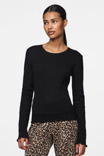 Load image into Gallery viewer, Marie O-Neck Poin Top - Black
