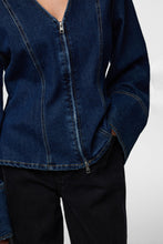 Carica l'immagine nel visualizzatore di Gallery, Flora Denim Shirt - Dark Blue Denim
