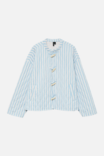 Carregar imagem no visualizador da galeria, Siri Quilted Jacket -  Chambray Blue

