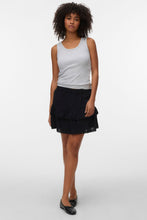 Cargar imagen en el visor de la galería, Rine Short Skirt - Black

