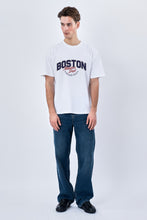 Load image into Gallery viewer, Oversized T-shirt with print - White

