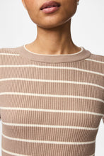 Carregar imagem no visualizador da galeria, Mira New O-Neck Knit - Greige/Birch
