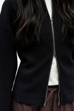 Load image into Gallery viewer, Reynard Knit Cardigan - Black
