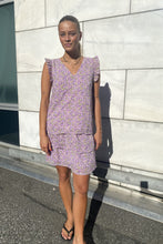 Carica l&#39;immagine nel visualizzatore di Gallery, Star Frill V-Neck Blouse - Lemon Meringue
