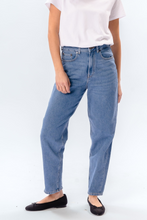 Load image into Gallery viewer, The Original Performance Mom Jeans - Light Blue Denim
