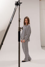 Carica l'immagine nel visualizzatore di Gallery, Stripped Long Sleeve Regular Fit - Blue
