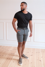 Carica l'immagine nel visualizzatore di Gallery, L'originale Performance Shorts - grigio scuro
