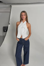 Carica e avvia il video nel visualizzatore di galleria, Silva Striped Top - White
