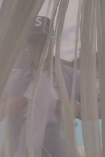 Carica e avvia il video nel visualizzatore di galleria, The Original Premium Performance Shirt - White/Navy

