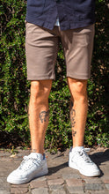 Charger l&#39;image dans la galerie, Performance Shorts - noix
