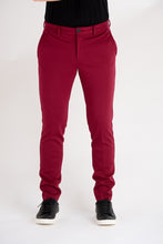 Charger l&#39;image dans la galerie, L&#39;original Performance Pants - Rouge foncé
