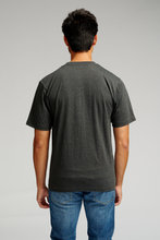 Carica l&#39;immagine nel visualizzatore di Gallery, T -shirt oversize - grigio scuro
