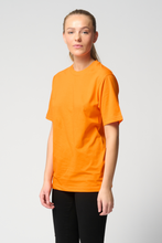 Charger l'image dans la galerie, T-shirt surdimensionné - Orange
