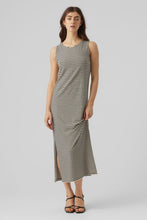 Carica l'immagine nel visualizzatore di Gallery, Fiona Dress - Birch
