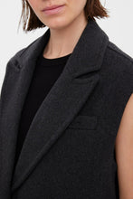 Afbeelding in Gallery-weergave laden, Edna Waistcoat - Dark Grey Melange
